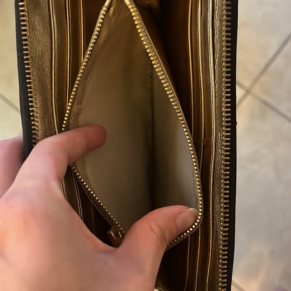 Prada Patent Leather Zip Wallet - Picture 8 of 8